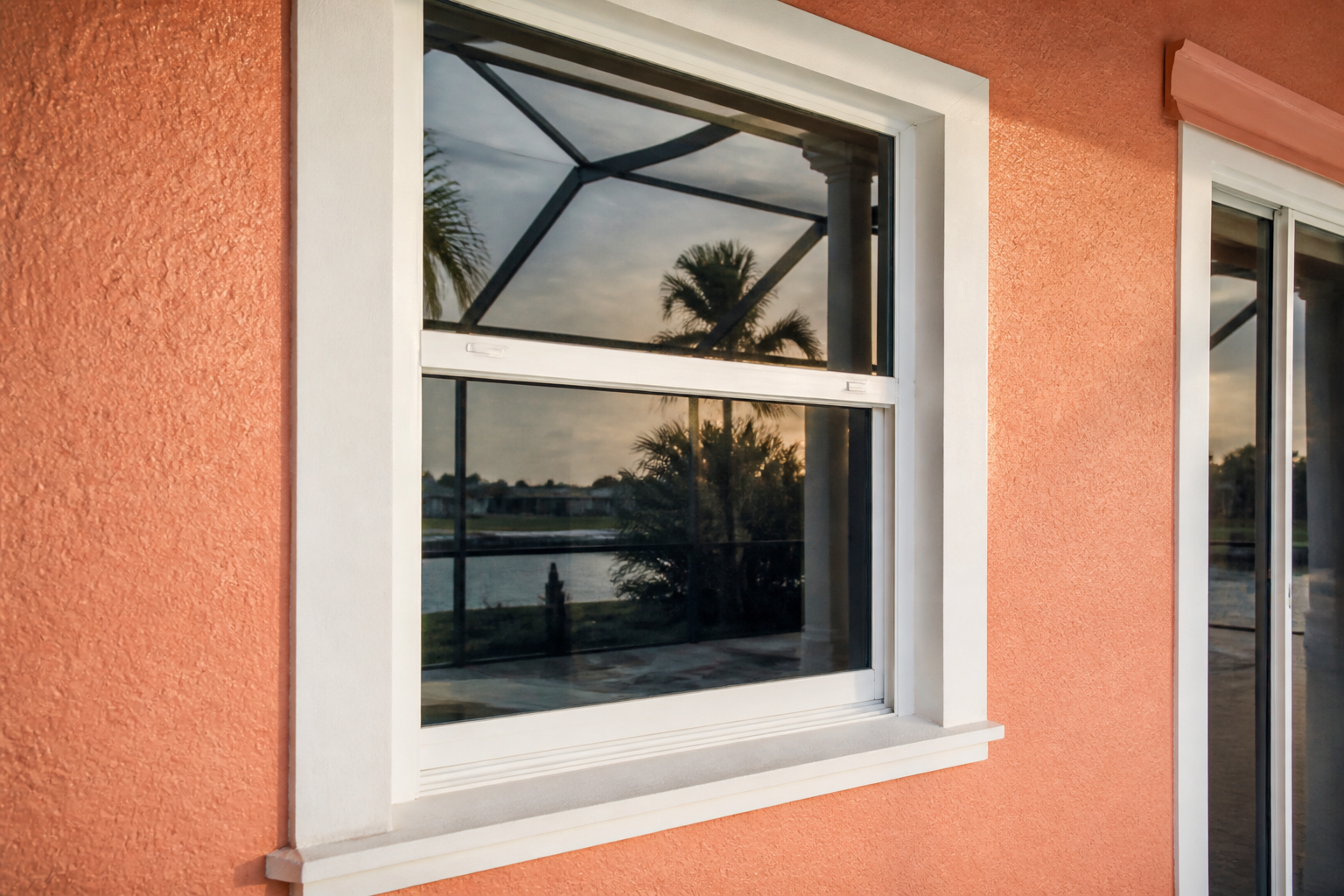 Single Hung Windows in Pompano Beach, FL | Winslow Windows & Doors - detail 1